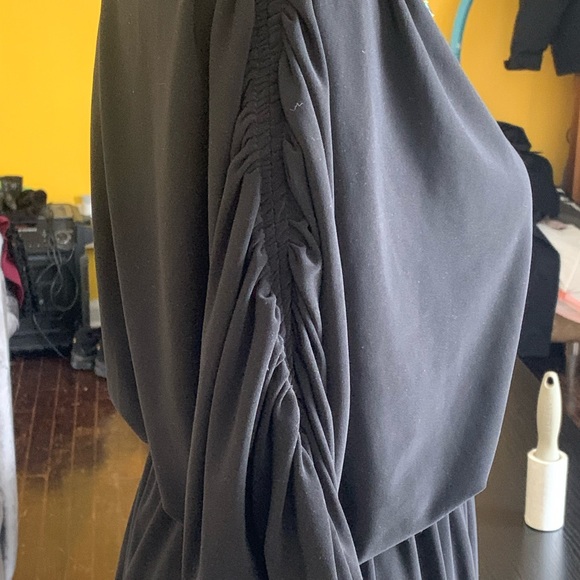 COPY - Lauren Ralph Lauren black dress elastic waist and rouched sleeves! - Picture 12 of 12